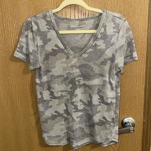 American Eagle V Neck Tee